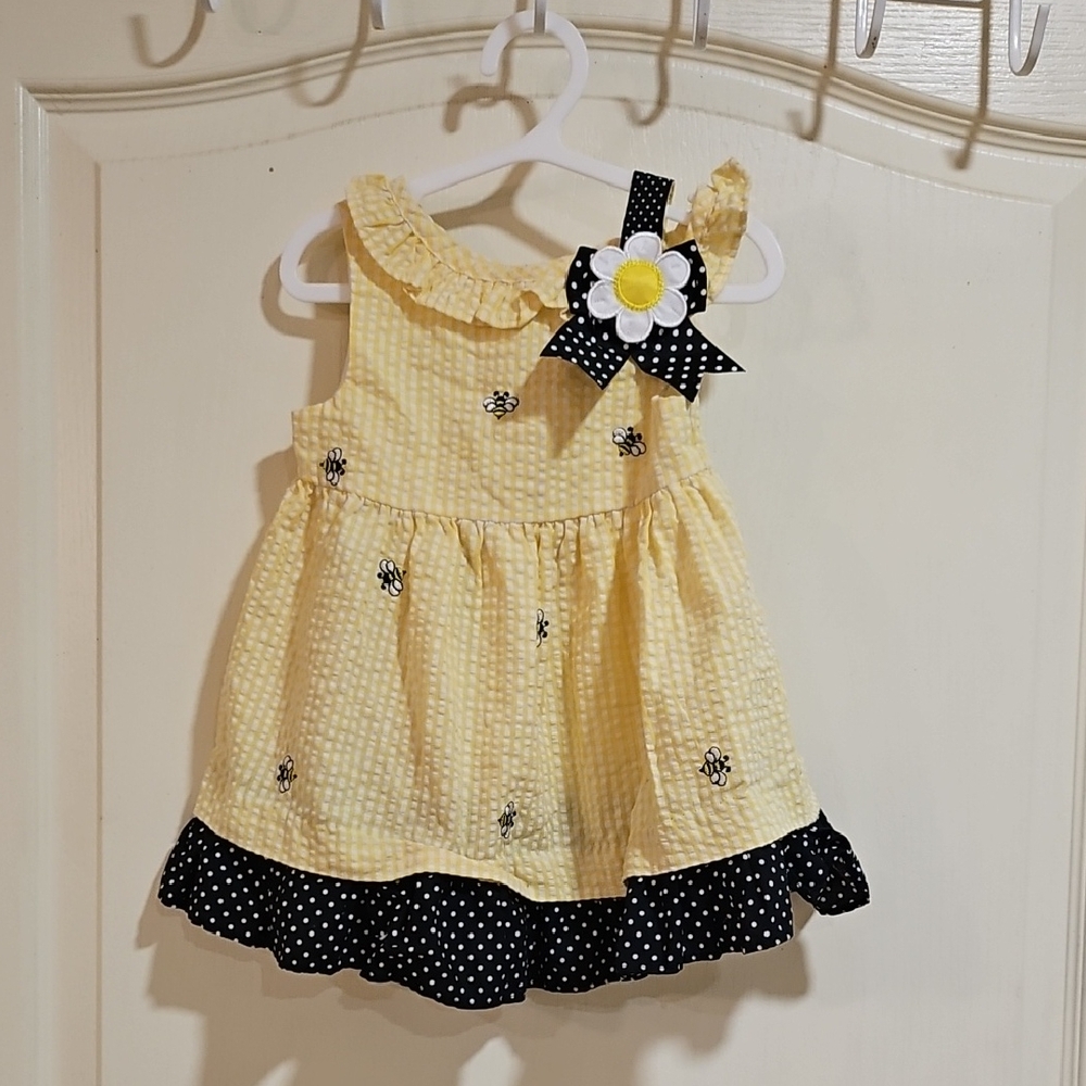 Charming Yellow and Black Kids Dress with Floral Accent